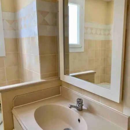 De Charme 60 M2 Piscines Tennis Loisirs Inclus Premiun Pierre Et Les Restanques Du Golfe De Saint Tropez Casa de Férias