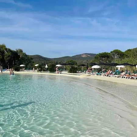 Casa de Férias De Charme 60 M2 Piscines Tennis Loisirs Inclus Premiun Pierre Et Les Restanques Du Golfe De Saint Tropez