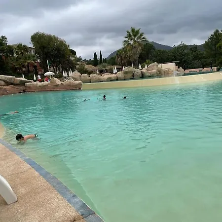 De Charme 60 M2 Piscines Tennis Loisirs Inclus Premiun Pierre Et Les Restanques Du Golfe De Saint Tropez *