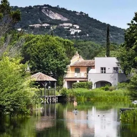 De Charme 60 M2 Piscines Tennis Loisirs Inclus Premiun Pierre Et Les Restanques Du Golfe De Saint Tropez بيت للعطل غريمو