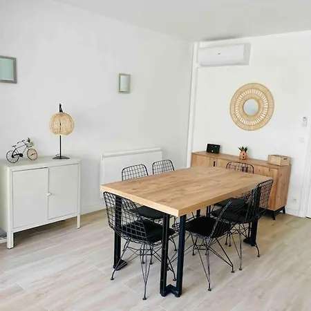 De Charme 60 M2 Piscines Tennis Loisirs Inclus Premiun Pierre Et Les Restanques Du Golfe De Saint Tropez Prázdninový dům *